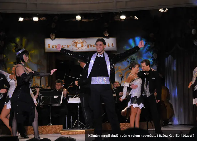 Kálmán Imre:Bajader: Jön-e velem nagysȧd... (Szász Kati-Egri József)